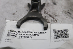 FORK, B, SELECTOR, MOLY SPRAY 2005 TRIUMPH SPRINT ST1050 S