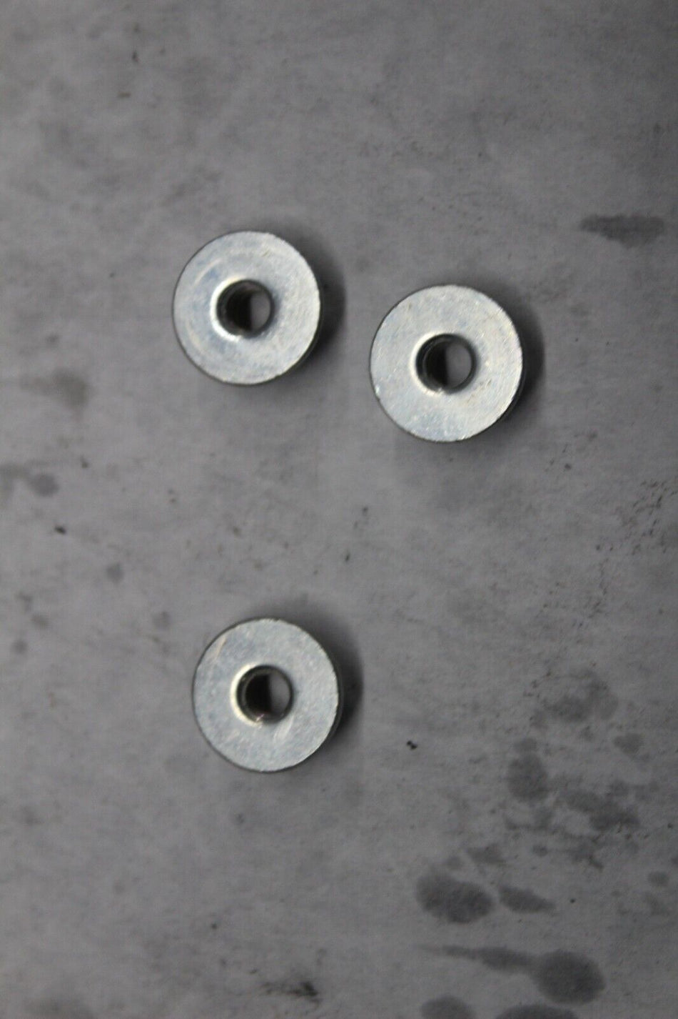 STUD PLATE NUT 3PCS 7499 2022 RG SPECIAL