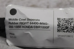 Middle Cowl Seperate Rubber RIGHT 64400-MM5-000 1988 HONDA CBR1000F