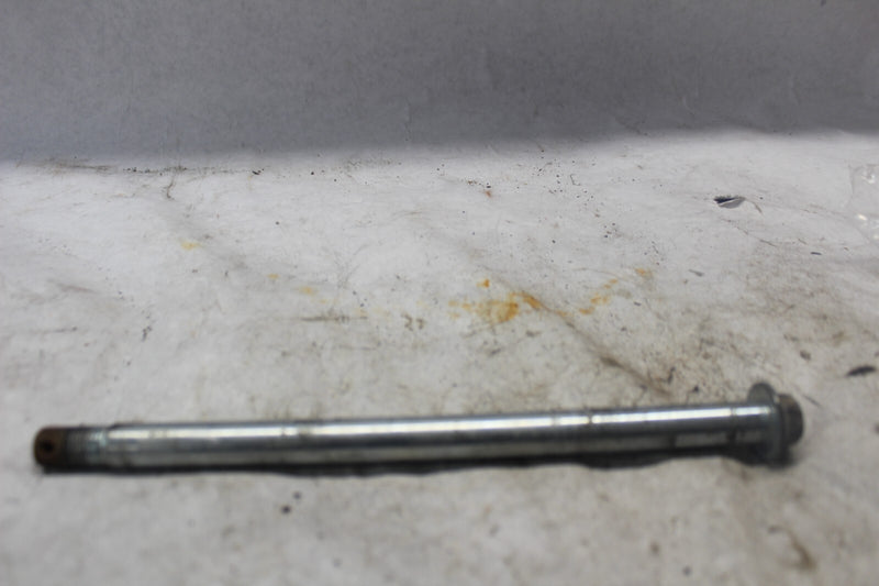 REAR WHEEL AXLE 41068-1024 1980 KAWASAKI KZ440