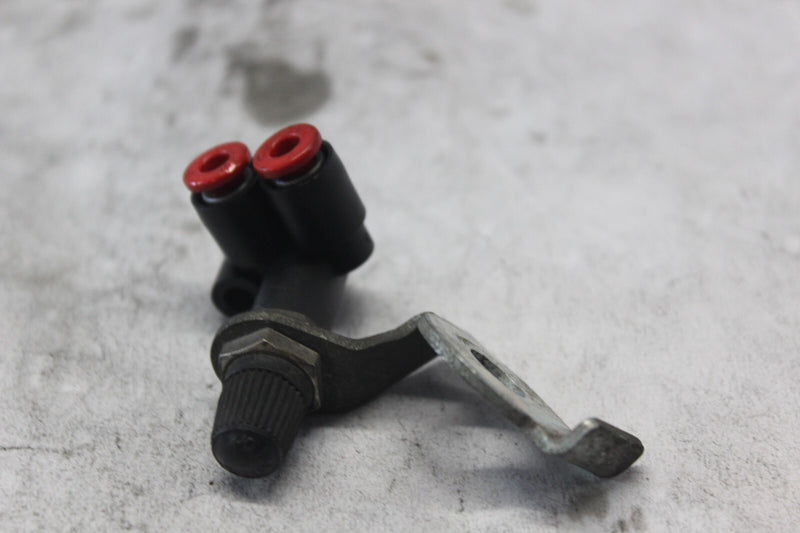 UNION FITTING 5/32 IN PUSH IN 54357-03 2010 H-D ULTRA CLASSIC FLHTCU