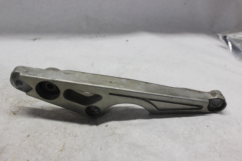 FOOTREST BRACKET 2 LEFT 3H3-27442-01-00 1982 YAMAHA MAXIM XJ1100