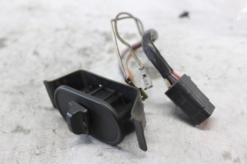 REAR AUDIO SWITCH ASSY COMPLETE 71834-98 2010 H-D ULTRA CLASSIC FLHTCU