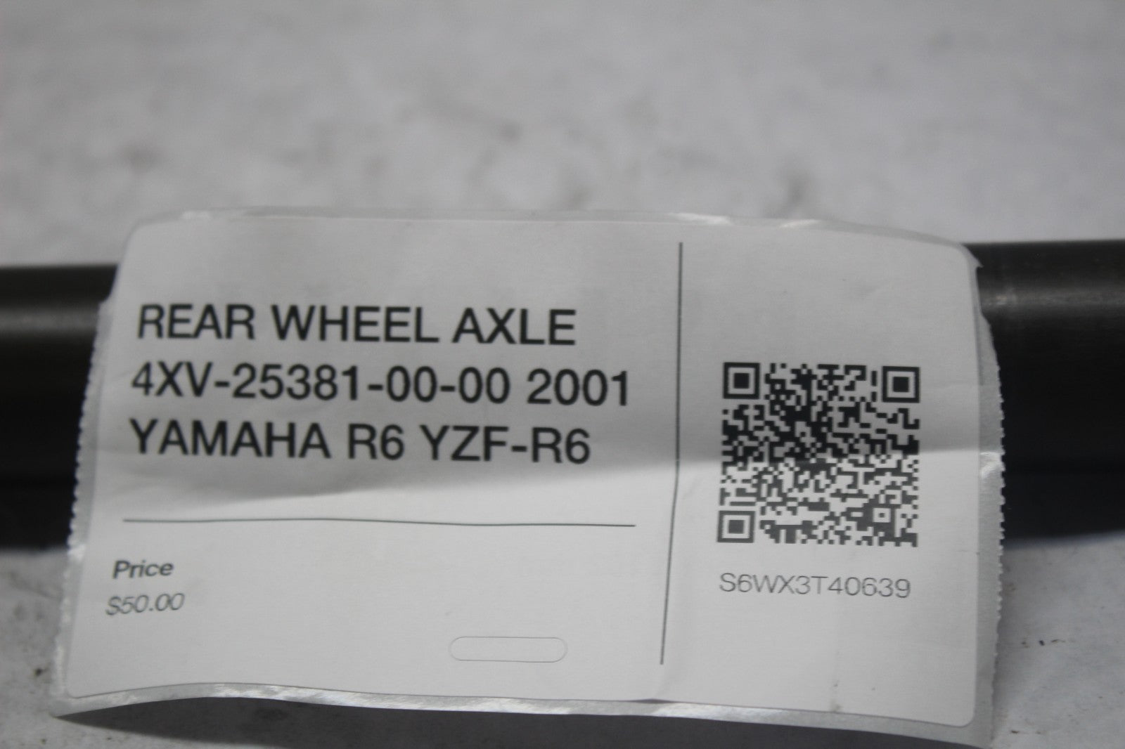 2002 R6 Rear End REAR WHEEL AXLE 4XV-25381-00-00 2001 YAMAHA R6 YZF-R6 – Midwest Moto Parts