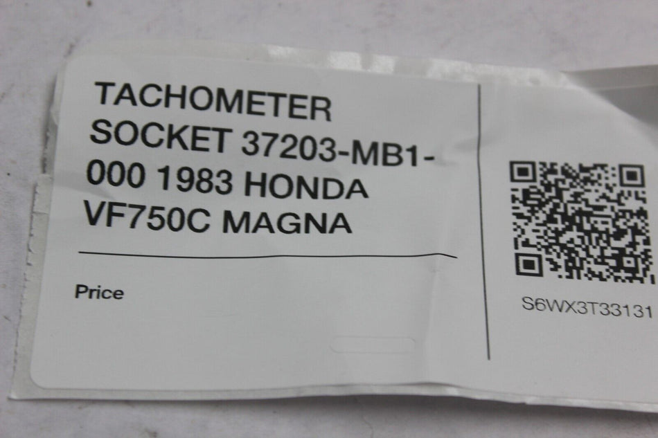 TACHOMETER SOCKET 37203-MB1-000 1983 HONDA VF750C MAGNA