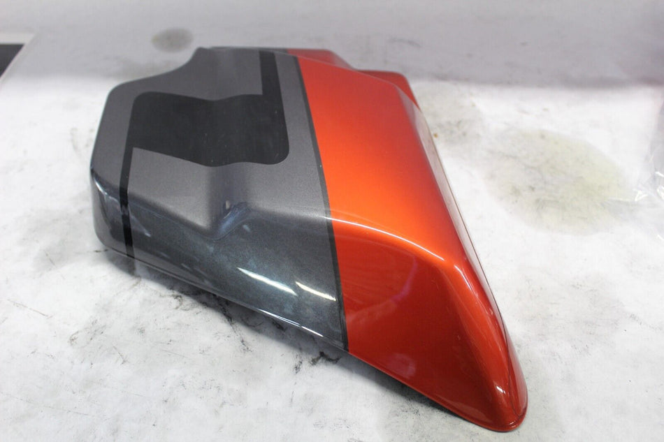 SIDE COVER RIGHT 57200094EHB (ORANGE LAVA AND DARK ALLOY) HARLEY DAVIDSON 66048-