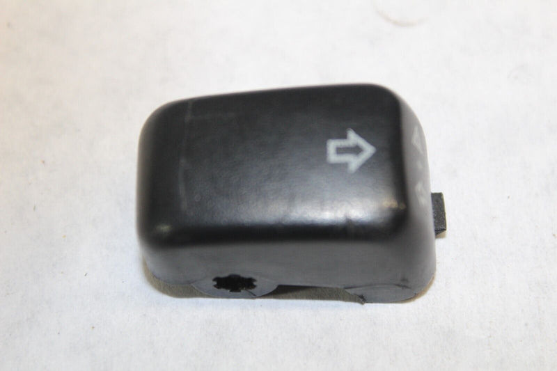 TURN SIGNAL BUTTON RIGHT HAND CONTROL HARLEY DAVIDSON 71683-06