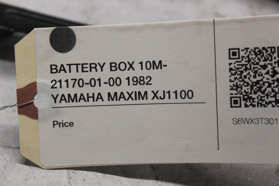 BATTERY BOX 10M-21170-01-00 1982 YAMAHA MAXIM XJ1100