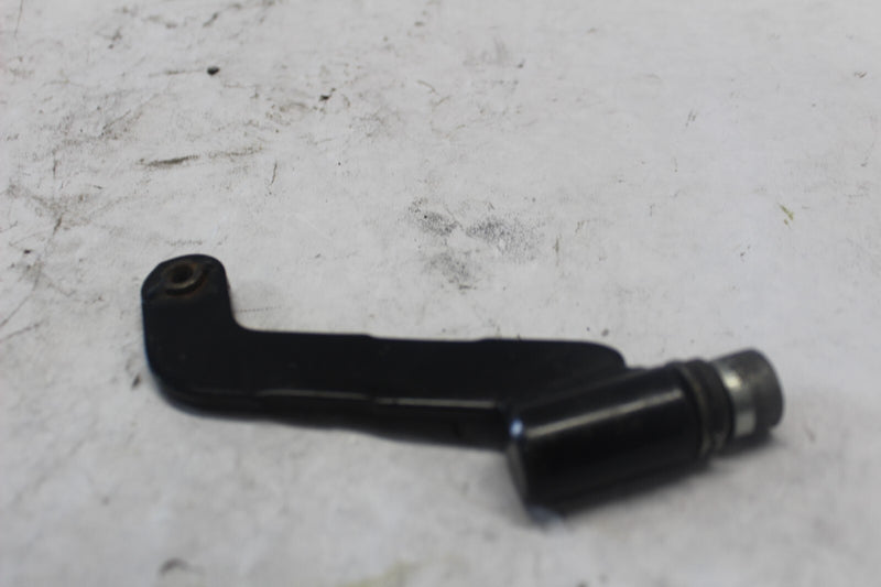 Driver Footboard Bracket Front 47365-83 2000 H-D ELECTRAGLIDE FLHT