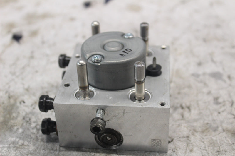 ABS HYDRAULIC MODULATOR 48343-09 2010 H-D ULTRA CLASSIC FLHTCU