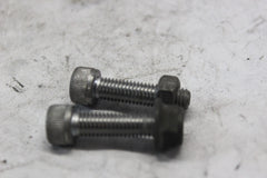 PASSENGER FOOTREST BRACKET BOLT 2PCS 09106-08149 2002 SUZUKI GSX-R1000