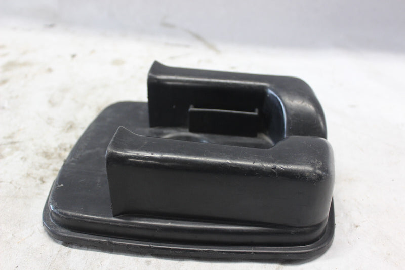 AIR CLEANER COVER 17231-MB9-000 1982 HONDA GOLDWING GL1100A
