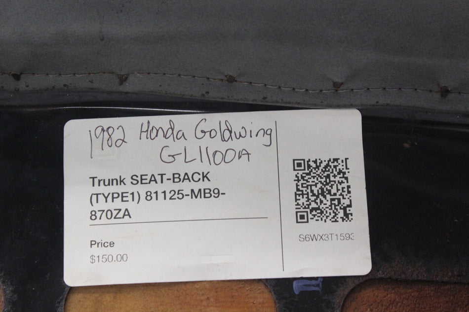 Trunk SEAT-BACK (TYPE1) 81125-MB9-870ZA 1982 HONDA GOLDWING GL1100