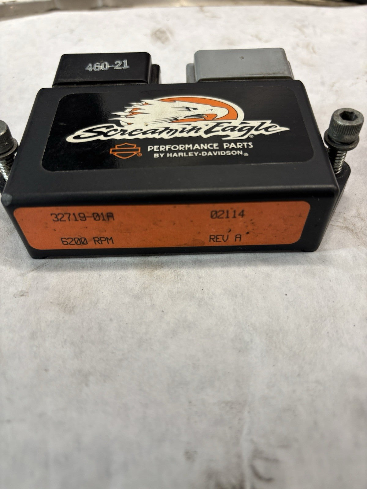 d888b1fd-9ab5-4efb-bbf6-4058a1dcc856