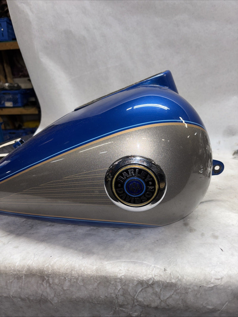 064f9202-bfdc-426e-98d2-39250f464c74