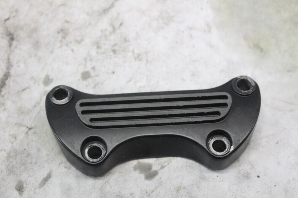 UPPER HANDLEBAR CLAMP BLACK 56115-95 1995 HD DYNA FXDS