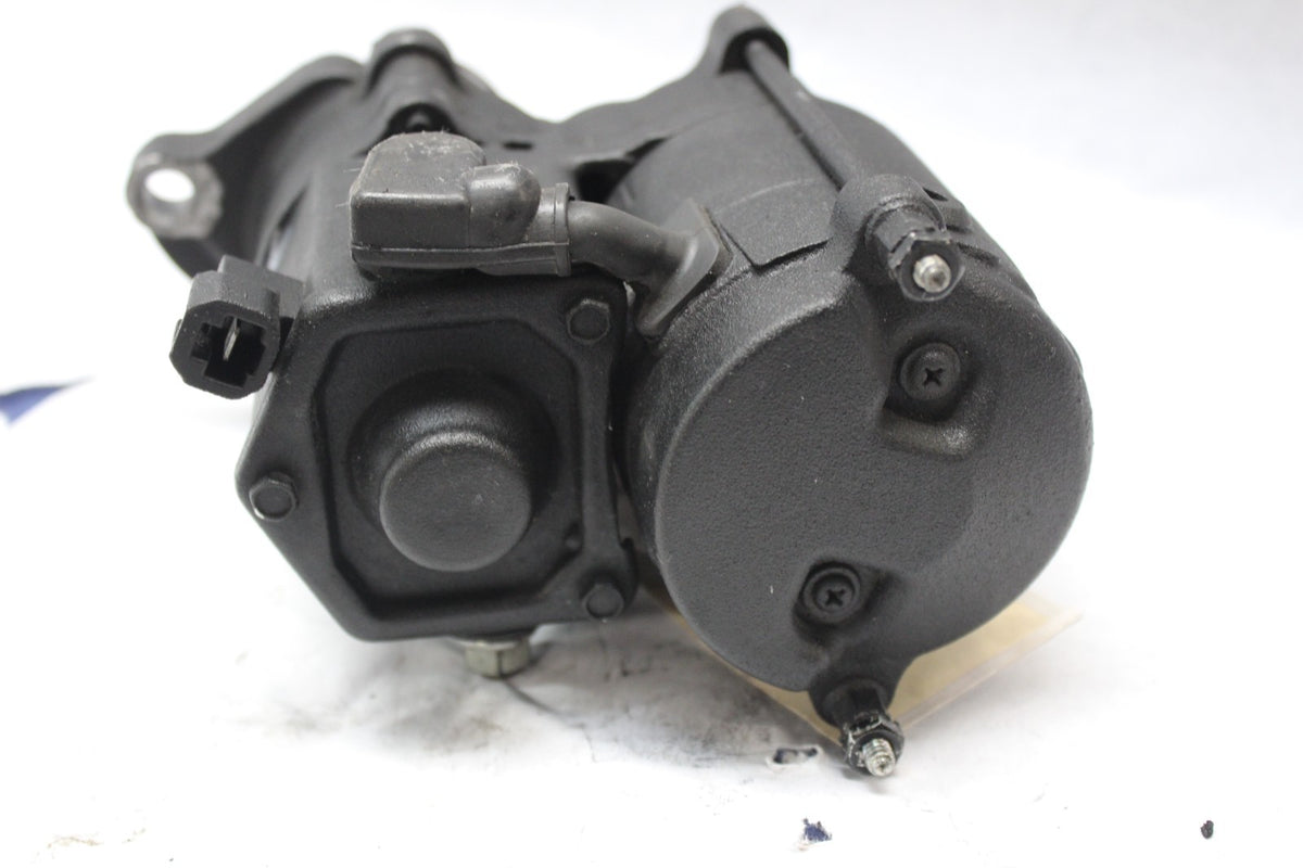 ec98e283-5f33-4bf4-a5a2-8d251b83d710