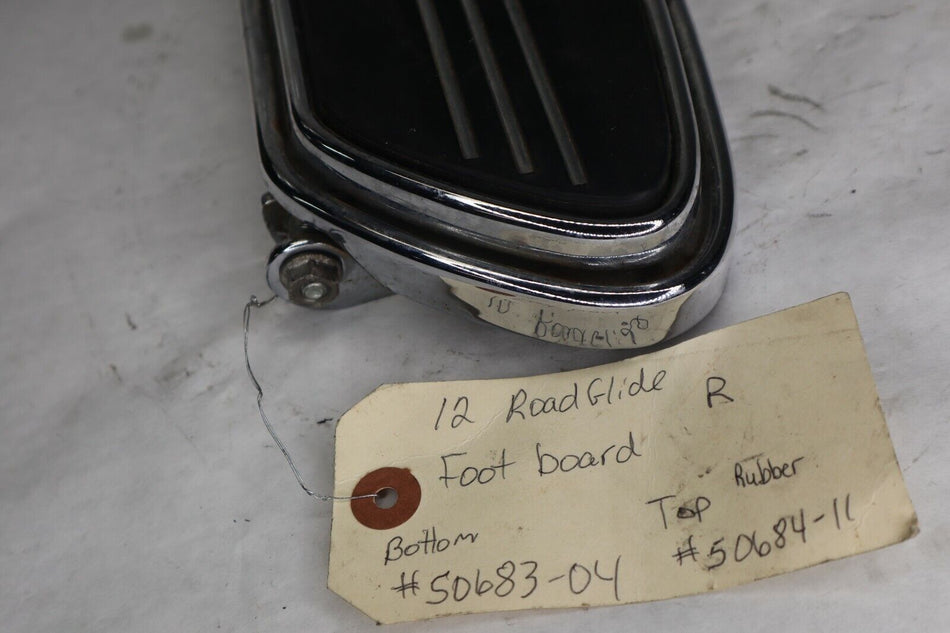 50683-04 Harley Davidson RIGHT Chrome Streamliner Footboard Floorboard 50684-11