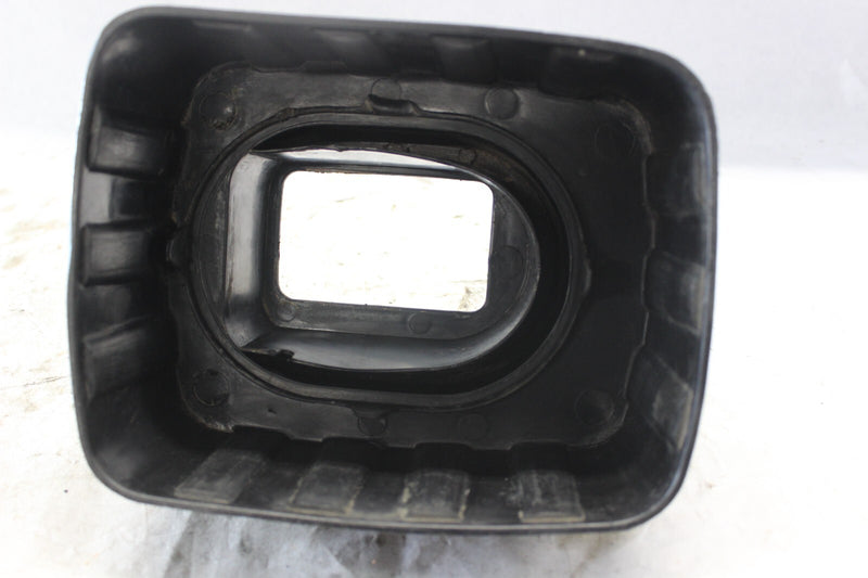 AIR CLEANER HOUSING 17212-463-000 1982 HONDA GOLDWING GL1100A