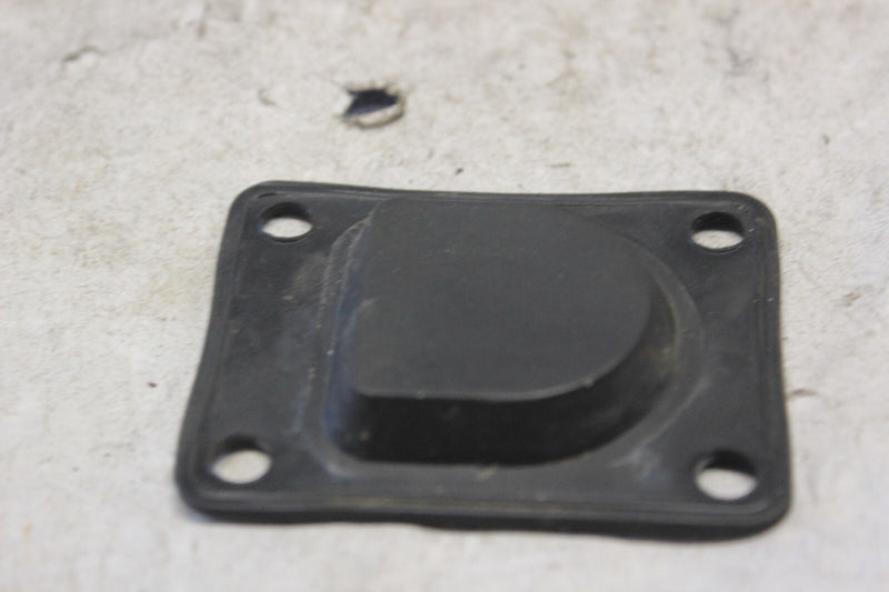 SADDLEBAG LOCK RUBBER 81217-463-770 1982 HONDA GOLDWING GL1100A