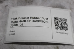 Tank Bracket Rubber Boot Right HARLEY DAVIDSON 70901-09