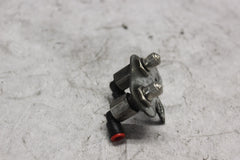 AIR FILL VALVES BRACKET 47105-97 2000 H-D ELECTRAGLIDE FLHT
