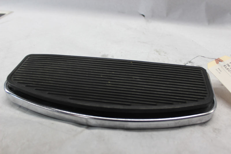 OPERATOR FOOTBOARD 50621-06 2008 H-D ELECTRAGLIDE FLHT