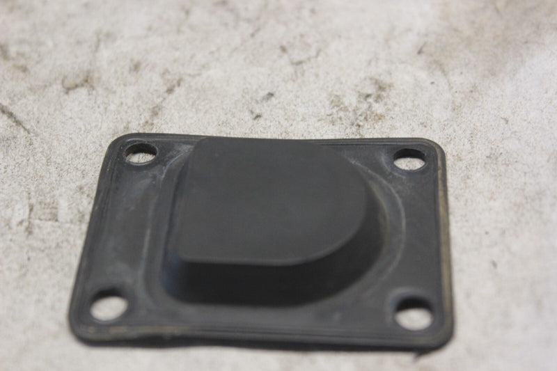 SADDLEBAG LOCK RUBBER 81217-463-770 1982 HONDA GOLDWING GL1100A