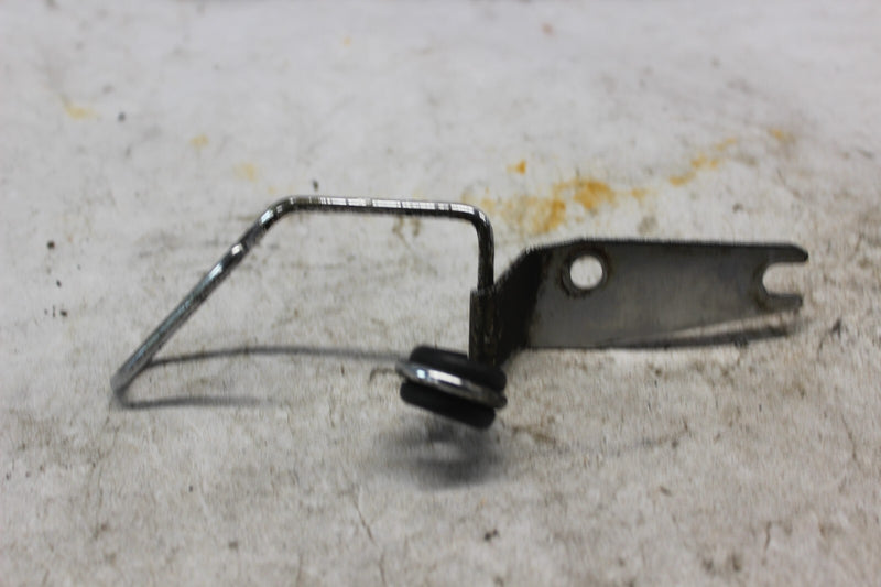 FRONT FENDER BRACKET 11034-1573 1980 KAWASAKI KZ440