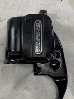 OEM Harley Davidson Front Brake Master Cylinder / Lever 2020 Roadglide 44985-10