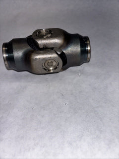 40200-MFR-670 YOKE JOINT 2010 HONDA FURY VT1300CX