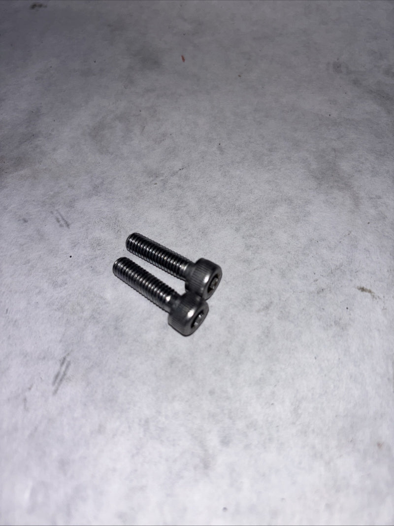 90101-MCL-000 BOLT, SOCKET (6X22) 2010 HONDA FURY VT1300CX