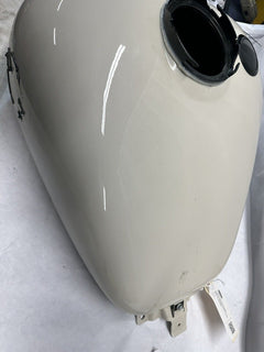 6 GALLON GAS TANK WHITE SAND PEARL 2022 Harley Davidson RGS 61000690