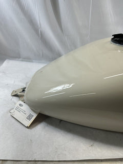 6 GALLON GAS TANK WHITE SAND PEARL 2022 Harley Davidson RGS 61000690