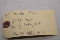 Shift Drum Bearing Setting Plate 24655-MR7-000 1997 Honda Magna VF750