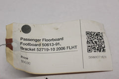 Passenger Floorboard Footboard 50613-91, Bracket 52719-10 2006 FLHT