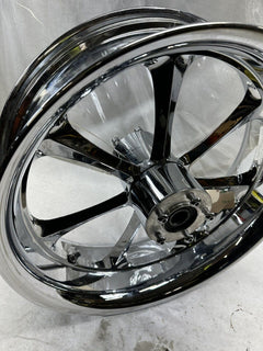 Chrome Rear Wheel Rim 18” X 5”  2015 Harley Dyna
