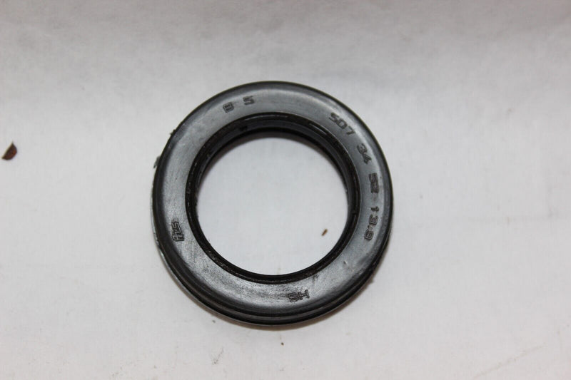 OIL SEAL (34X52X13.9) 91205-KE8-003 1984 VF500C Honda Magna