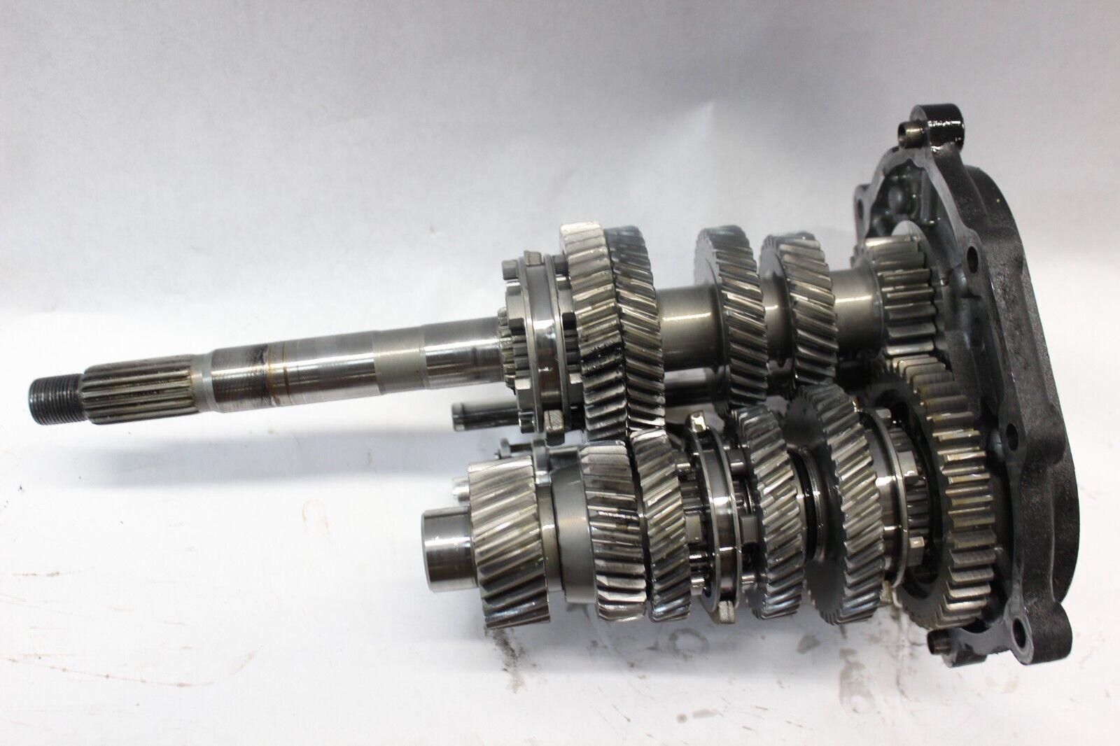 Harley Davidson 6 Speed Transmission Main shaft Single Harley Davidson 6 Speed Transmission Main shaft Single