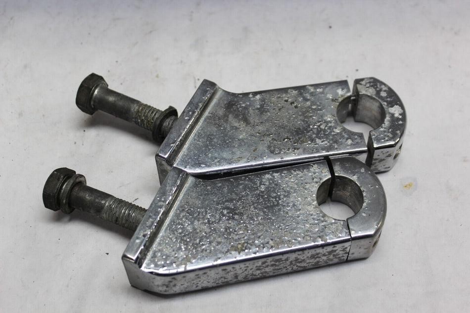 AFTERMARKET LOWER HANDLE HOLDERS (RISERS) SEE PHOTOS 2003 XVS1100AT SILVERADO