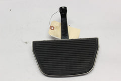 Passenger Floorboard Footboard 50613-91, Bracket 52719-10 2006 FLHT