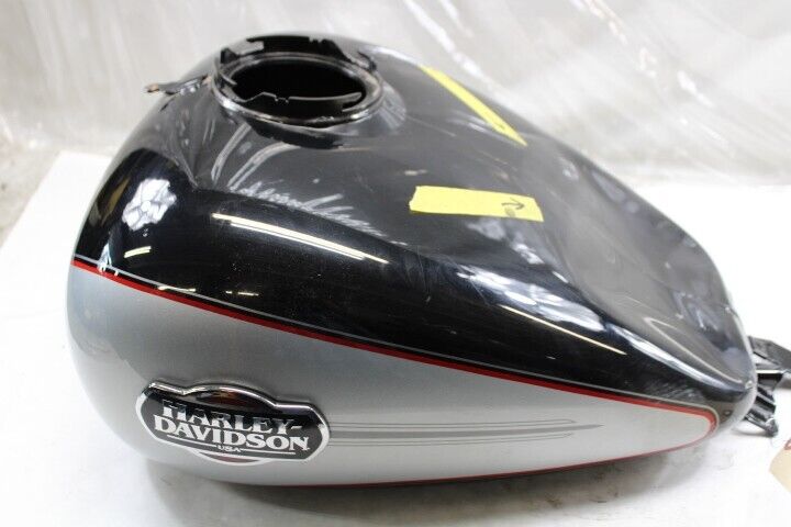 OEM Harley Davidson 6 Gallon Gas Tank 2011 Ultra Classic DENTED 61356-08