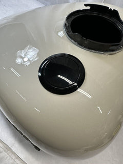 6 GALLON GAS TANK WHITE SAND PEARL 2022 Harley Davidson RGS 61000690