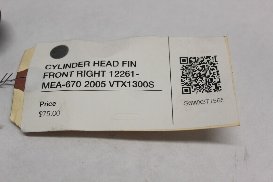CYLINDER HEAD FIN FRONT RIGHT 12261-MEA-670 2005 Honda VTX1300S