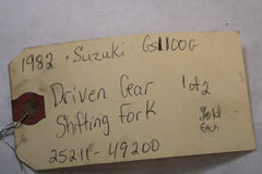 1982 Suzuki GS1100G Z Driven Gear Shifting Fork 25211-49200