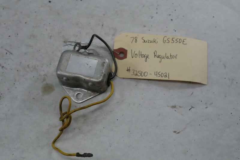 OEM Suzuki Motorcycle Voltage Regulator 1978 GS550 32500-45021