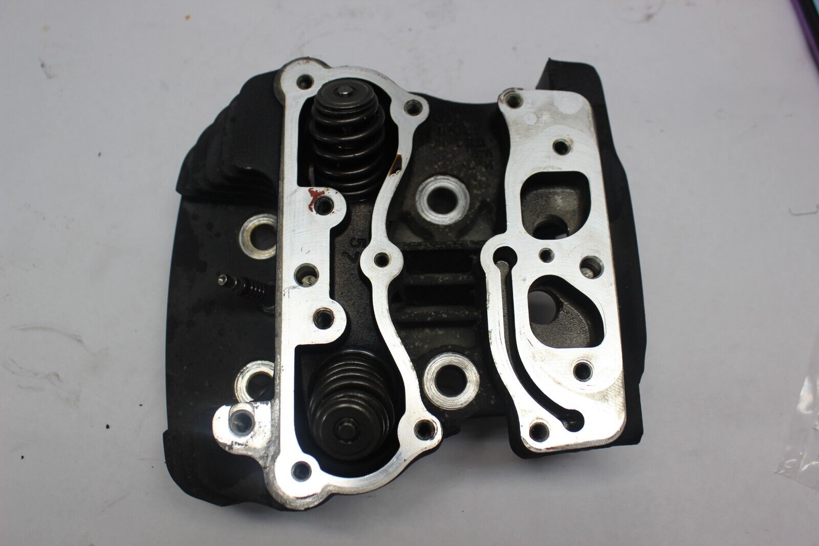 Cylinder Head Front Black 17178-06, on part 17192-06 2006 FLHT 