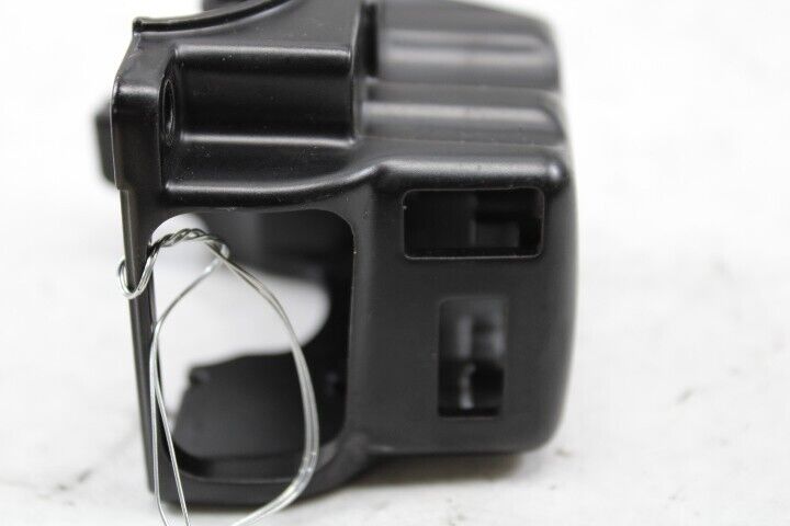 Lower Switch Housing RIGHT 71595-96 Harley Davidson