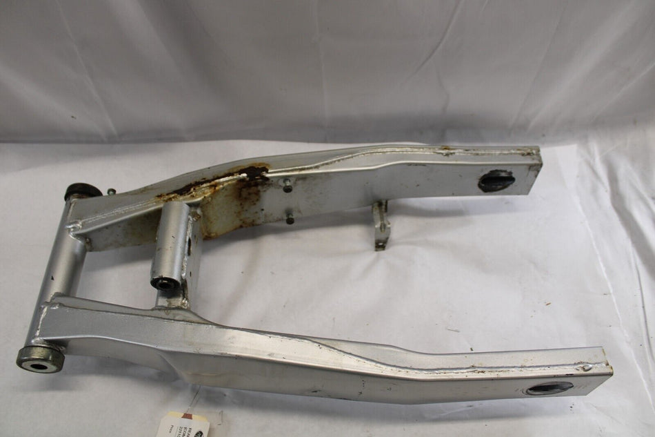 REAR ARM COMP. (COMPETITION SILVER) 3HH-22110-00-T9 1994 YAMAHA FZR600R