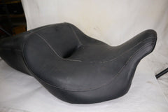 OEM Harley Davidson Seat 2011 Ultra Classic 52164-10